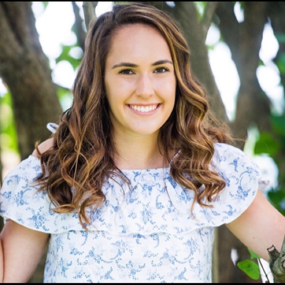 Meet your Posher, Delaney